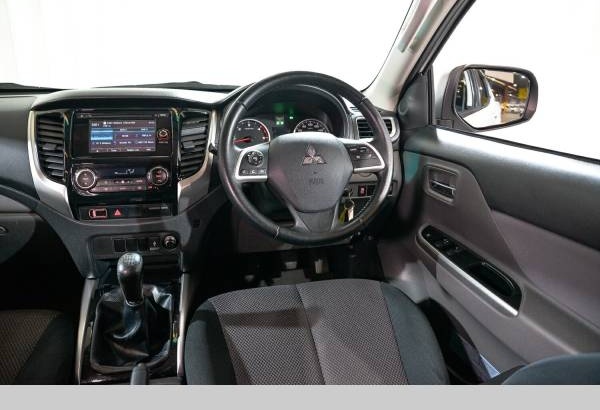 2016 Mitsubishi Triton GLX(4X4) Manual