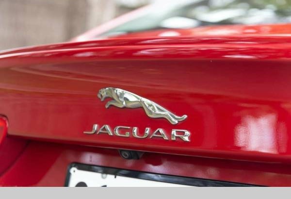 2015 Jaguar XE 25TR-Sport Automatic
