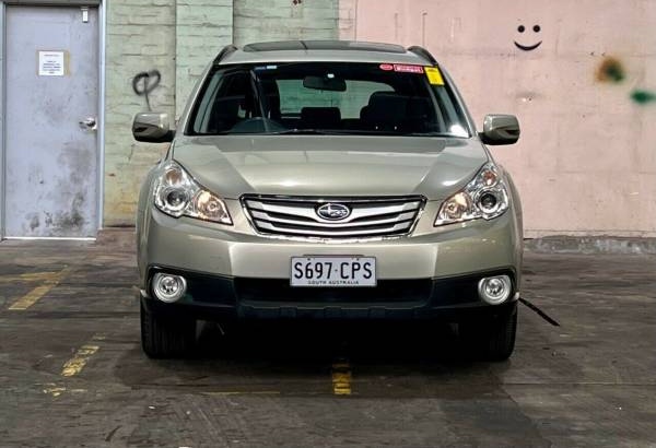 2010 Subaru Outback 2.5I Premium Automatic